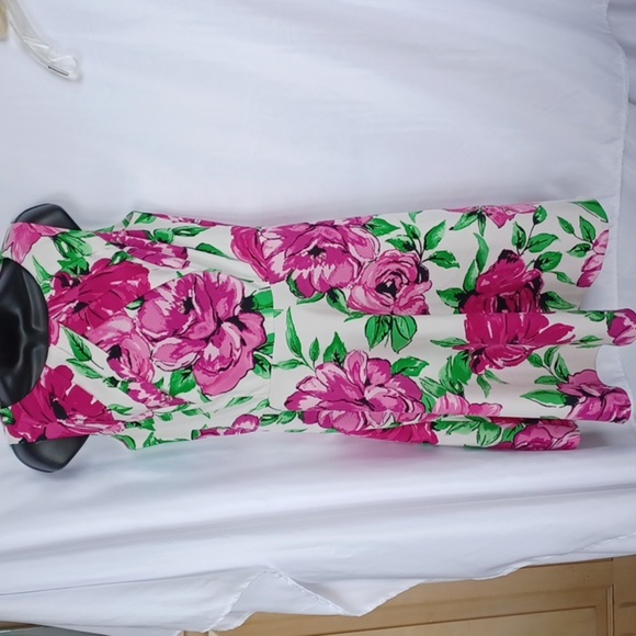 ALYX Limited Size 10 Fit and Flare Floral Dress, 19" ptp, 16" flat waist measure - Picture 1 of 8
